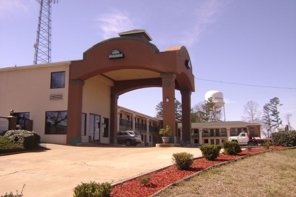 GARDEN INN AND SUITES HOGANSVILLE (Hogansville)